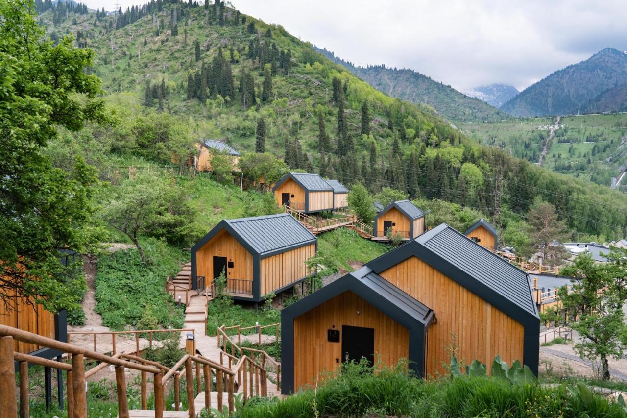 Qazaq Auyl Eco Hotel Almatî Exterior foto
