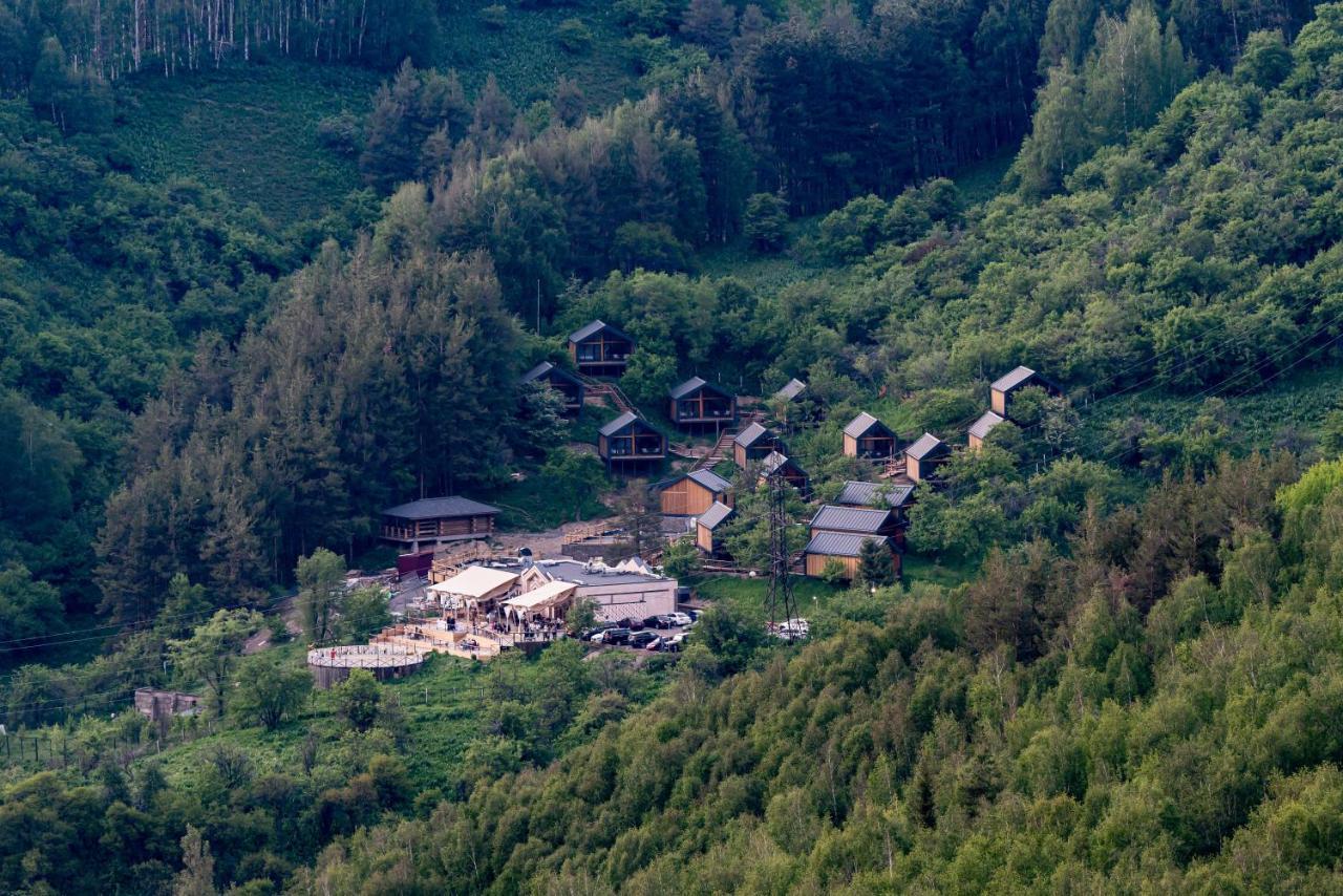 Qazaq Auyl Eco Hotel Almatî Exterior foto